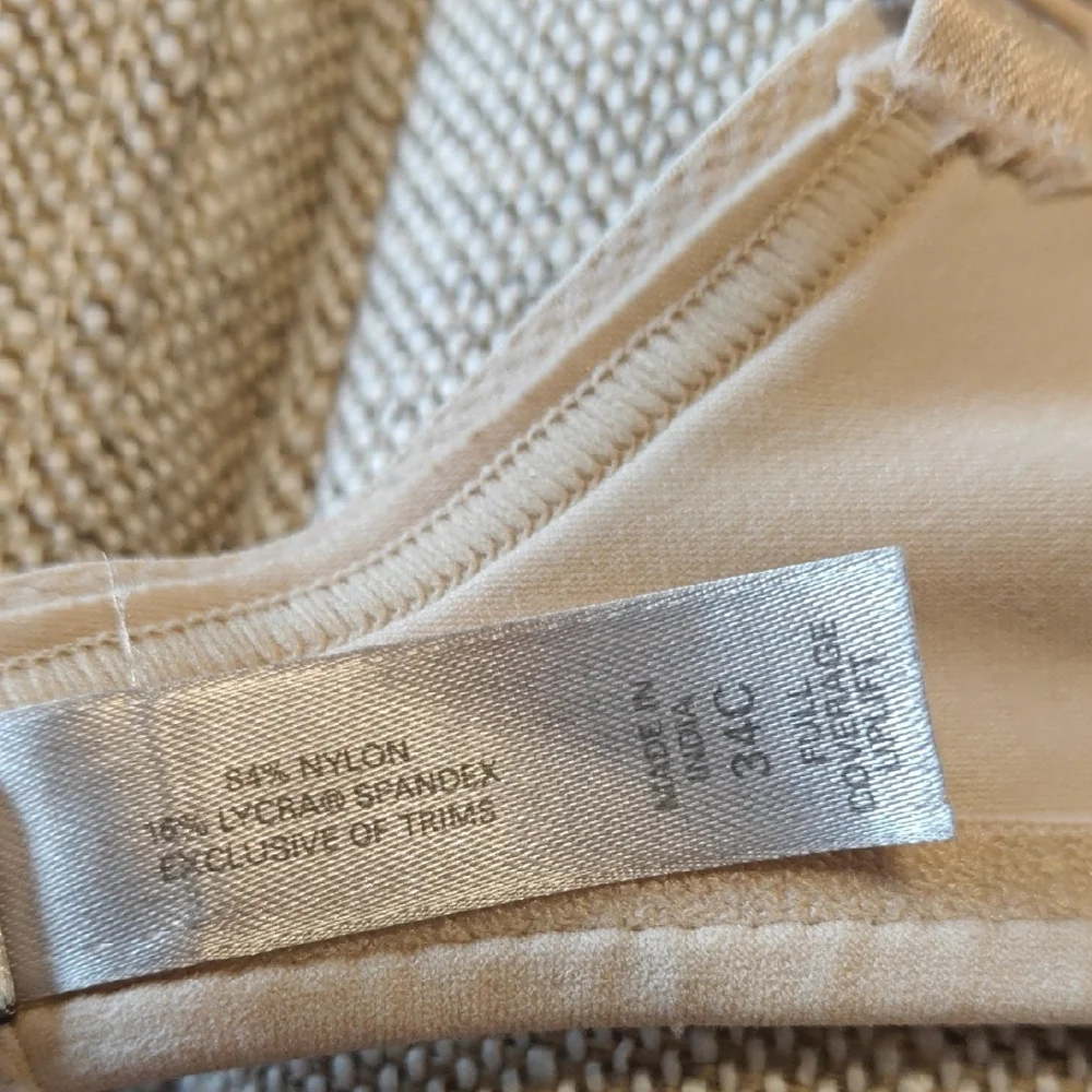 34C Victoria's Secret Full Coverage Uplift Bra - Picture 5 of 5